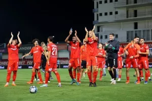 Νέα Σαλαμίνα - ΕΝΠ: Εξάσφαιρη... πρόκριση! (Φώτος)