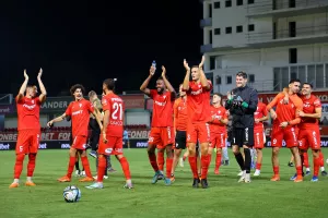 (ΒΙΝΤΕΟ Kerkida) Χώμα που περπάτησα και ντίρλι-ντίρλι