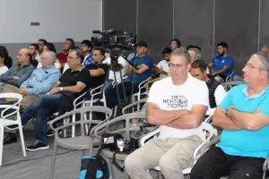 Καταγγελίες του Παγκοσμιονίκη Μακρή: "Πληρώνουμε μόνοι μας τα έξοδα για διεθνείς αγώνες"