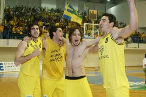 ΦΩΤΟΣ/Η Βασίλισσα του μπάσκετ (2003)