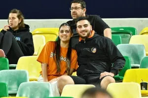 ΑΕΚ-ΑΠΟΕΛ: Επίδειξη (γαλαζοκίτρινης) δύναμης στη Λάρνακα! (Φώτος)