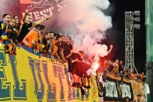 ΑΕΚ-ΑΠΟΕΛ: Επίδειξη (γαλαζοκίτρινης) δύναμης στη Λάρνακα! (Φώτος)