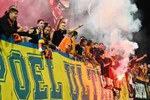 ΑΕΚ-ΑΠΟΕΛ: Επίδειξη (γαλαζοκίτρινης) δύναμης στη Λάρνακα! (Φώτος)
