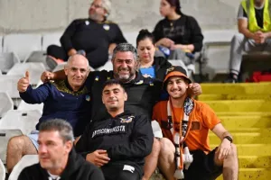 (ΦΩΤΟΣ) από τις εξέδρες του ΓΣΠ 