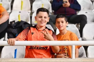 (ΦΩΤΟΣ) από τις εξέδρες του ΓΣΠ 