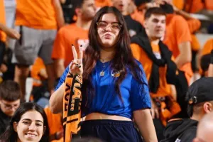 (ΦΩΤΟΣ) από τις εξέδρες του ΓΣΠ 