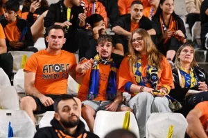 (ΦΩΤΟΣ) από τις εξέδρες του ΓΣΠ 