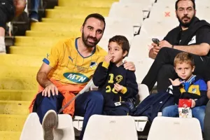 (ΦΩΤΟΣ) από τις εξέδρες του ΓΣΠ 