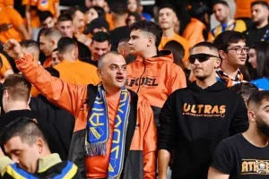 (ΦΩΤΟΣ) από τις εξέδρες του ΓΣΠ 