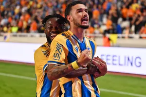 ΑΠΟΕΛ-ΑΕΛ: Mε... ζωγραφιά Ζέφτε η 8η σερί νίκη και κορυφή!