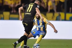 ΑΠΟΕΛ-ΑΕΛ: Mε... ζωγραφιά Ζέφτε η 8η σερί νίκη και κορυφή!