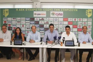 Μπεν Σιμόν - ΑΕΚ: Απ' τις 05/07/2012, στις 15/11/2023! (Φώτος)