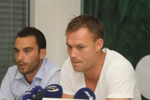 Μπεν Σιμόν - ΑΕΚ: Απ' τις 05/07/2012, στις 15/11/2023! (Φώτος)