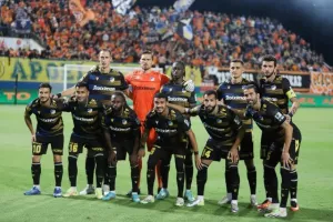 ΑΕΚ-ΑΠΟΕΛ: Επίδειξη (γαλαζοκίτρινης) δύναμης στη Λάρνακα! (Φώτος)