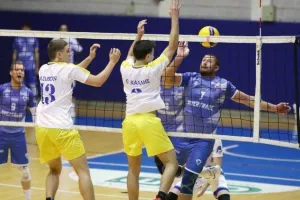 Διπλό της Ανόρθωσης επί του ΑΠΟΕΛ (Φώτος)