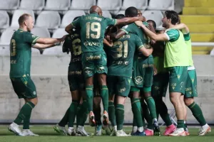 Ομόνοια-Απόλλων: "Πράσινο" προσπέρασμα με γκολ και ασίστ του Λοΐζου! (Φώτος)