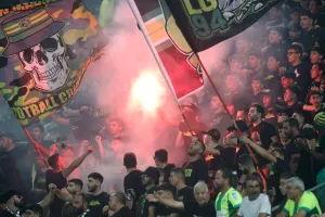 Ο κόσμος στην "Αρένα" (Φωτορεπορτάζ)