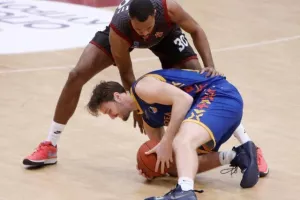 Το ντέρμπι στον Κεραυνό (Φώτος)