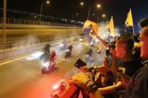 97 χρόνια "Ψηλά, ψηλότερα ο Θρύλος, το ΑΠΟΕΛ είναι ιδέα, Αθάνατο θα ζει!" (φώτος/βίντεο)