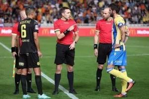 ΑΠΟΕΛ-ΑΕΛ: Mε... ζωγραφιά Ζέφτε η 8η σερί νίκη και κορυφή!