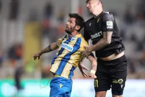 ΑΠΟΕΛ-ΑΕΛ: Mε... ζωγραφιά Ζέφτε η 8η σερί νίκη και κορυφή!