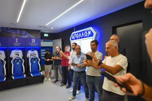 Φώτος Απόλλωνα από την... ξενάγηση στα αναβαθμισμένα αποδυτήρια