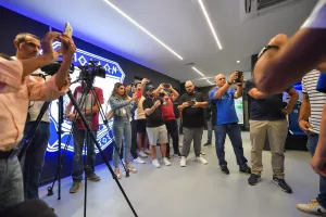 Φώτος Απόλλωνα από την... ξενάγηση στα αναβαθμισμένα αποδυτήρια