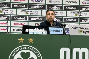 "Ήταν αυστηρή η κόκκινη/Έγινε η κομπίνα πάνω μας"!