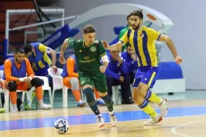 Εξάρα της Ομόνοιας επί του ΑΠΟΕΛ (Φώτος) /8άρα... η ΑΕΛ