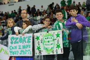 Ο κόσμος στο "Αλφαμέγα" (Φώτος)