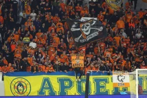 Άρης-ΑΠΟΕΛ: Φωτιά… στην κορυφή από την άσπρη βούλα!