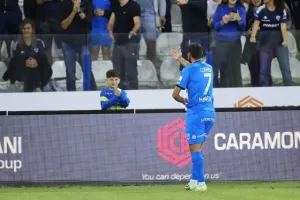 Ανόρθωση-Ομόνοια: Της "έσπασε" το αήττητο και την προσπέρασε! (Φώτος)