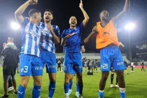 Ανόρθωση-Ομόνοια: Της "έσπασε" το αήττητο και την προσπέρασε! (Φώτος)