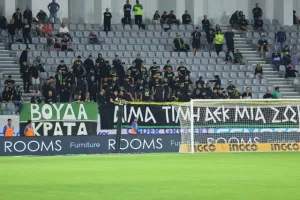 Απόλλων-ΑΕΚ: Έσπασε την "κατάρα" υπό το βλέμμα Μπεν Σιμόν (Φώτος)