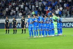 Απόλλων-ΑΕΚ: Έσπασε την "κατάρα" υπό το βλέμμα Μπεν Σιμόν (Φώτος)