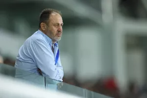 Απόλλων-ΑΕΚ: Έσπασε την "κατάρα" υπό το βλέμμα Μπεν Σιμόν (Φώτος)