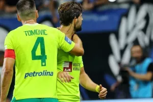 Απόλλων-ΑΕΚ: Έσπασε την "κατάρα" υπό το βλέμμα Μπεν Σιμόν (Φώτος)