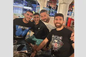 Απόλαυσαν τη βραδιά σαν οικογένεια στο Costas Tavern (φώτος)