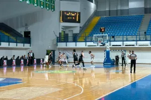 Ήττα για Πετρολίνα ΑΕΚ (Φώτος)