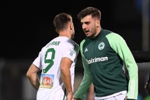 Λαμία - Παναθηναϊκός 1-2: Νίκη - θρίλερ με δέκα παίκτες και λυτρωτή τον Σπόραρ!
