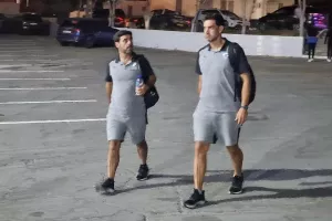 Αλλαγή... μπροστά