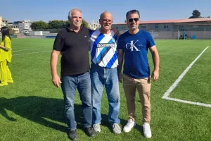 Ξύπνησαν μνήμες στο γήπεδο του Αετού στη Λεμεσό (φώτος)