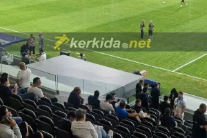 Προστέθηκε σκέπαστρο στην έξοδο απ' τα αποδυτήρια στο "Αλφαμέγα"