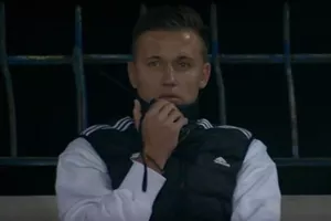 Με ασύρματο ο Σπιλέφσκι! 