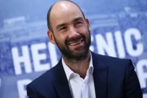 Αυτοί είναι οι συνεργάτες του Βασίλη Σπανούλη