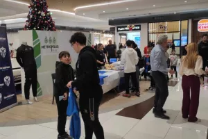 Η Ανόρθωση στο Metropolis Mall! (Φώτος/Βίντεο Kerkida)