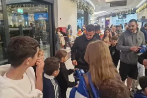 Η Ανόρθωση στο Metropolis Mall! (Φώτος/Βίντεο Kerkida)
