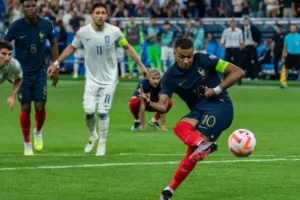 Η "Equipe" αδειάζει... Γκριεζμάν και Ντεσάν για το goal line technology!