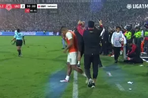 Πήρε το πρωτάθλημα στην έδρα της αντιπάλου και τους... έσβησαν τα φώτα!