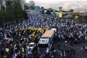 Έφτασε στην Ιερουσαλήμ η πορεία διαμαρτυρίας των οικογενειών των ομήρων – Υπό πίεση η κυβέρνηση